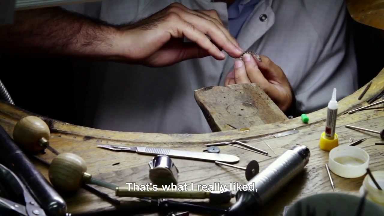 Junior jeweler - Les Mains d'Or™ Van Cleef & Arpels seen by Loïc Prigent 5/9